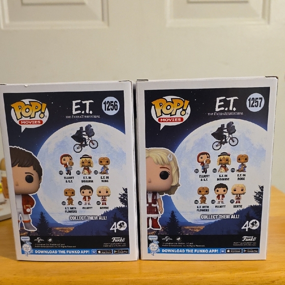 Funko Pop! E.T. Elliott and Gertie Vinyl Figures - Picture 3 of 4